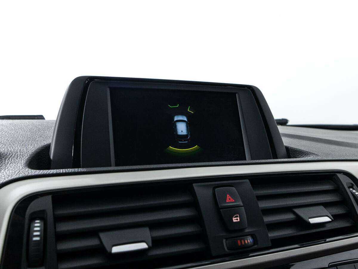 BMW 1 серии с пробегом — 2018 год. Фото: #14