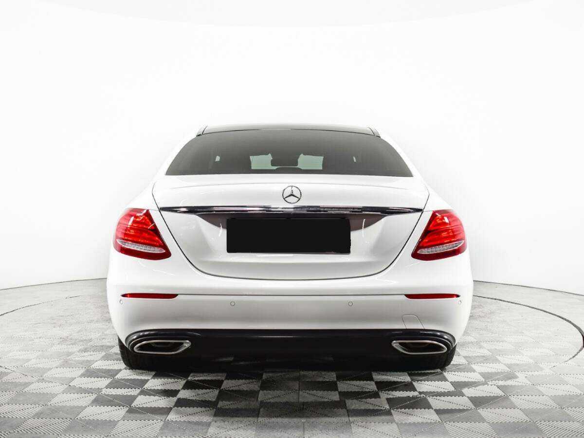 Mercedes-Benz E-Класс с пробегом — 2016 год. Фото: #4