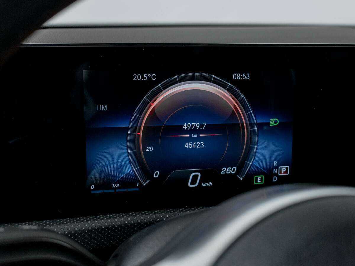 Mercedes-Benz CLA с пробегом — 2020 год. Фото: #10