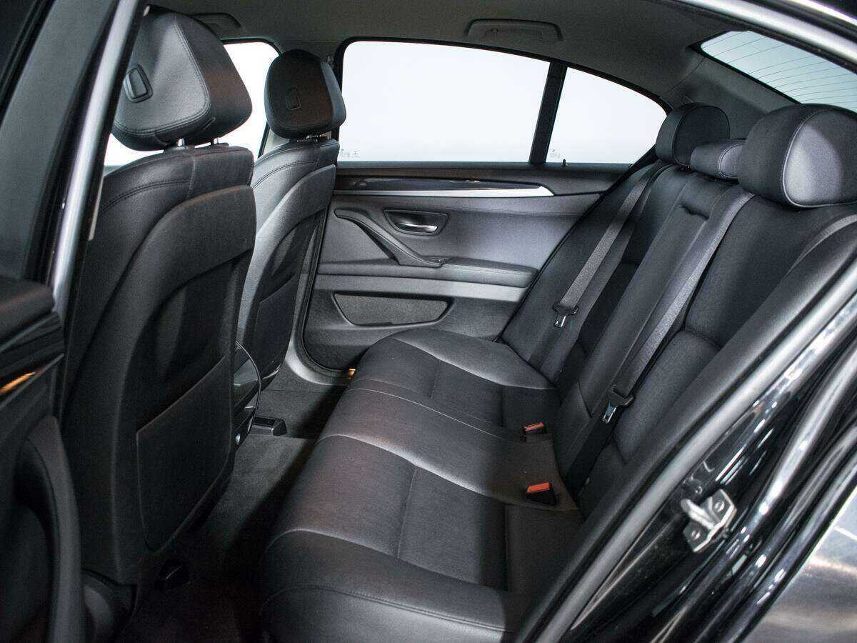 BMW 5 серии с пробегом — 2014 год. Фото: #9