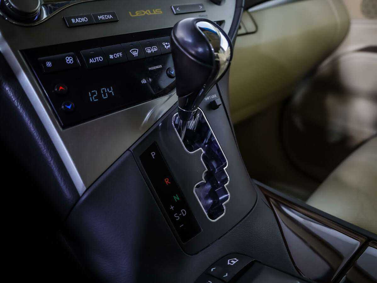 Lexus RX с пробегом — 2012 год. Фото: #14