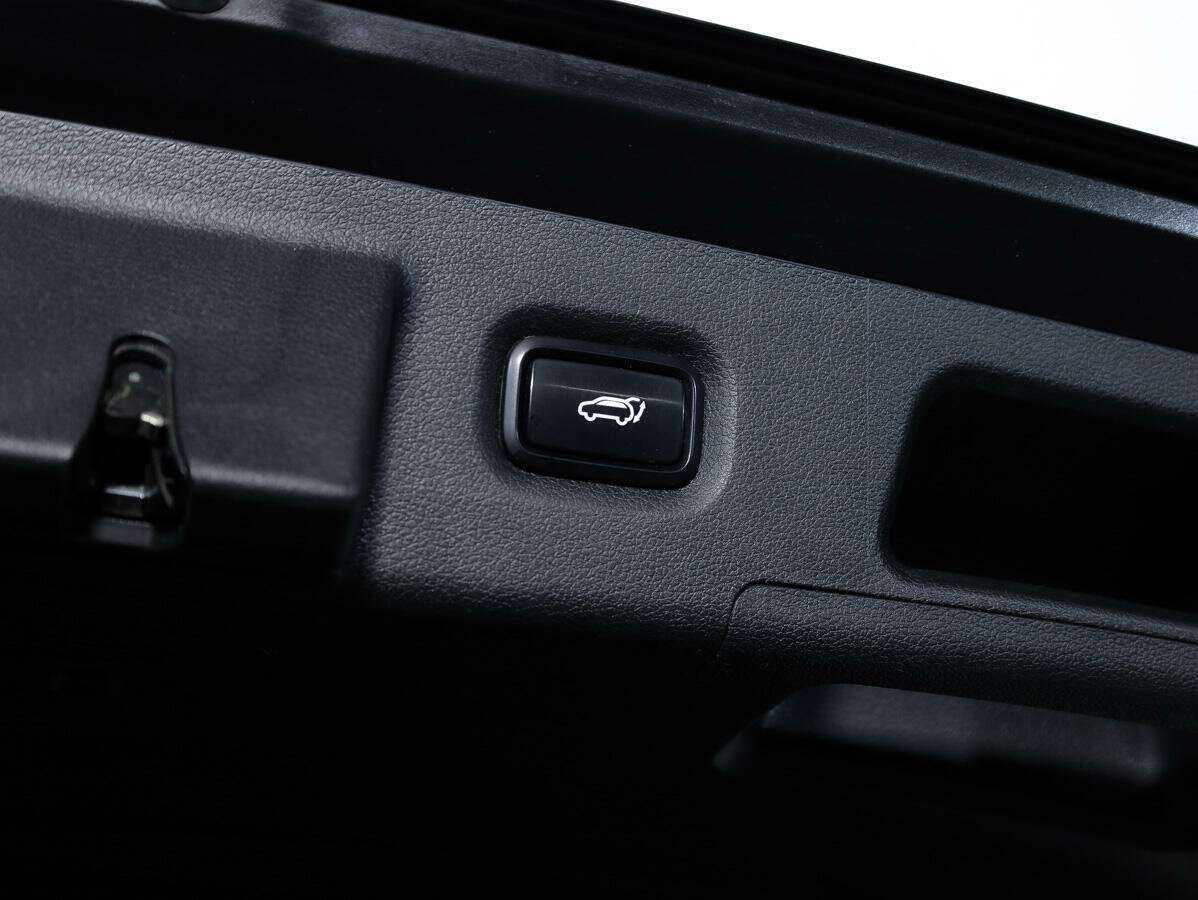 Hyundai Santa Fe с пробегом — 2020 год. Фото: #6