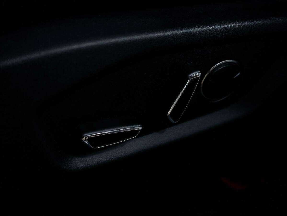 Ford Explorer с пробегом — 2015 год. Фото: #22