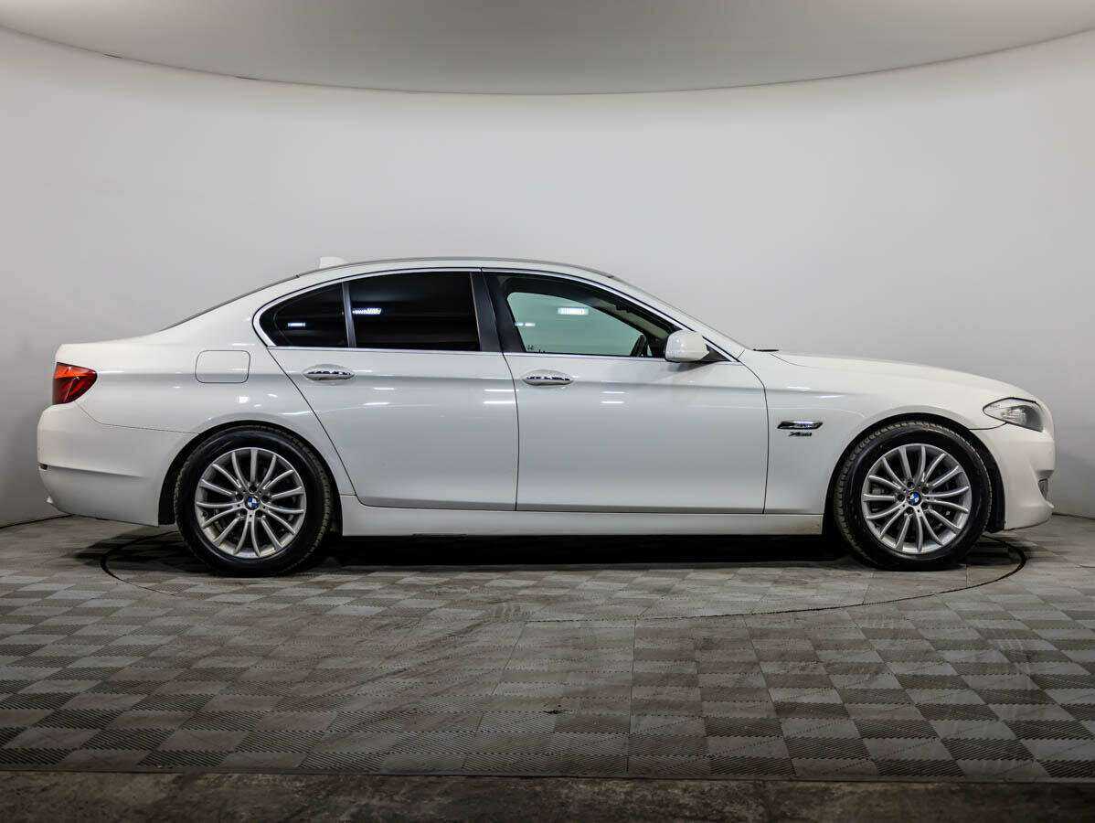BMW 5 серии с пробегом — 2012 год. Фото: #2
