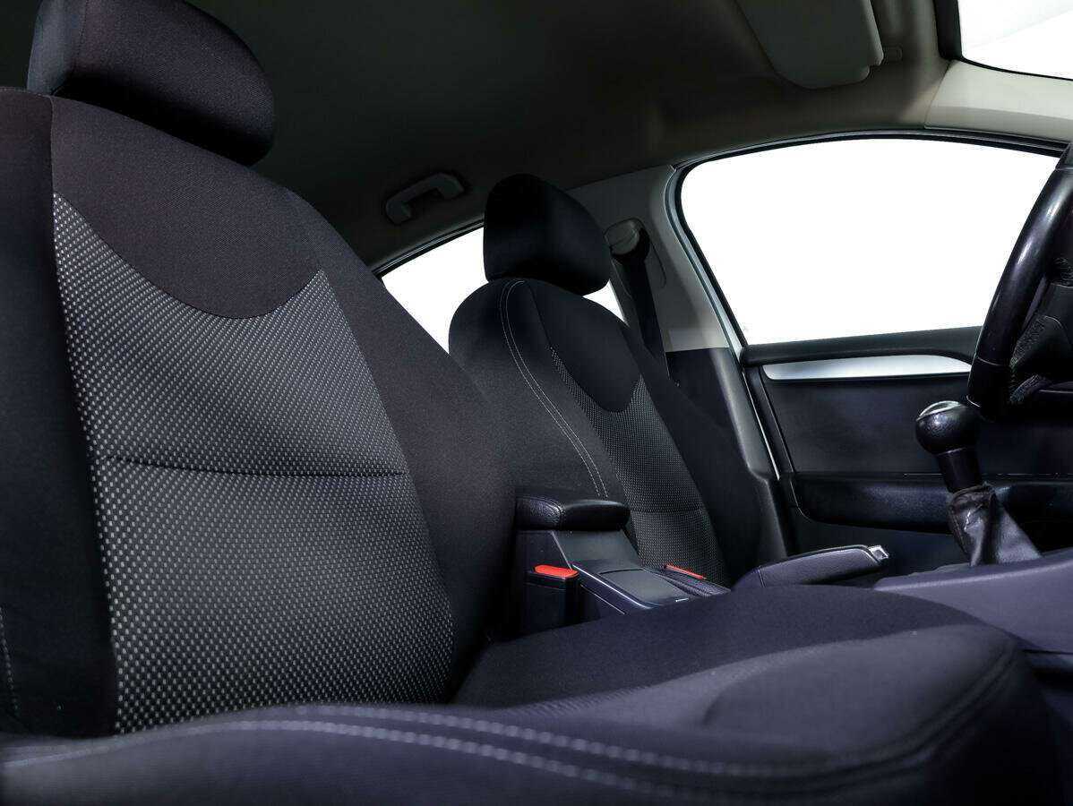 Citroen C4 с пробегом — 2013 год. Фото: #10