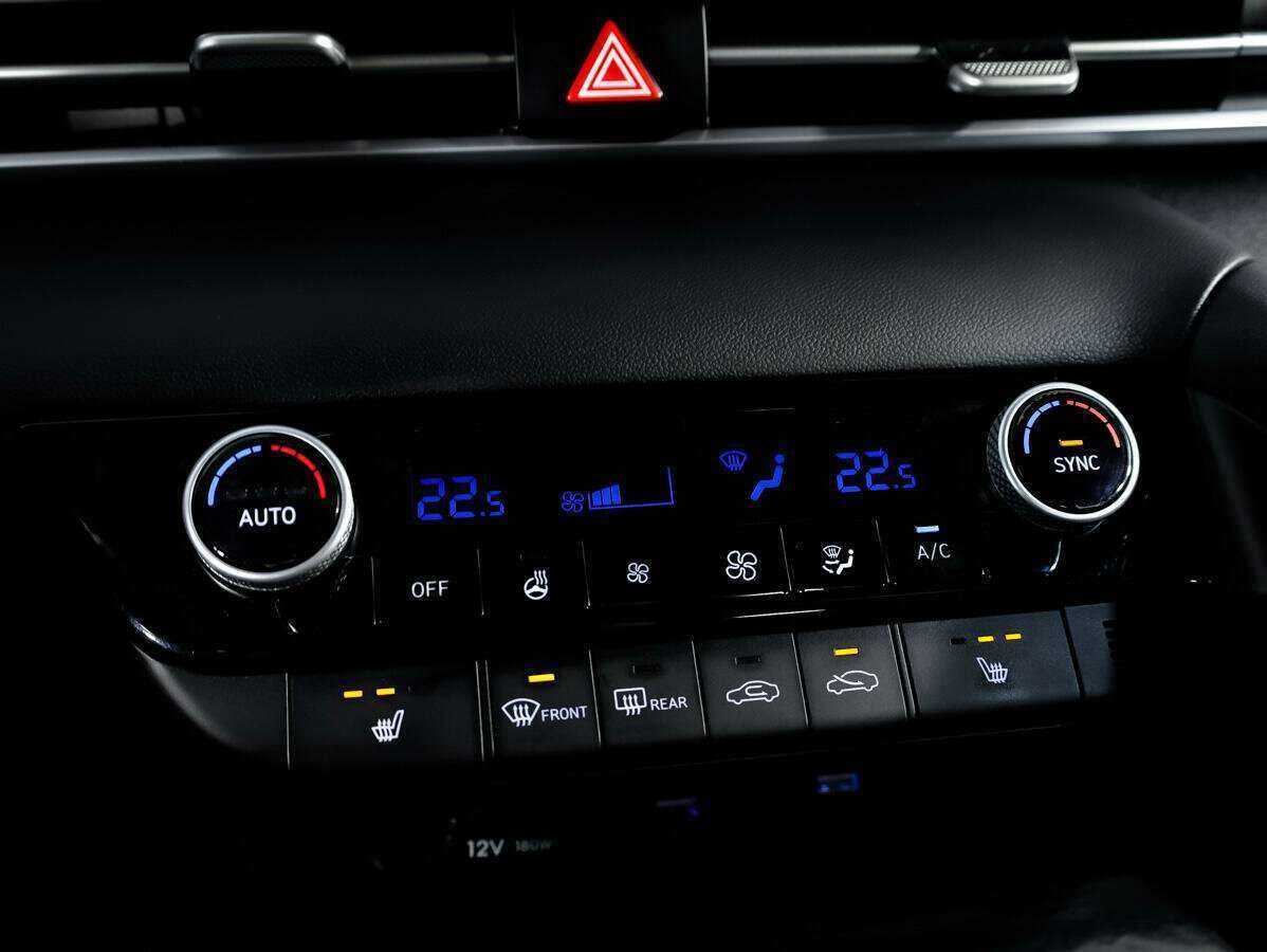 Hyundai Elantra с пробегом — 2021 год. Фото: #17