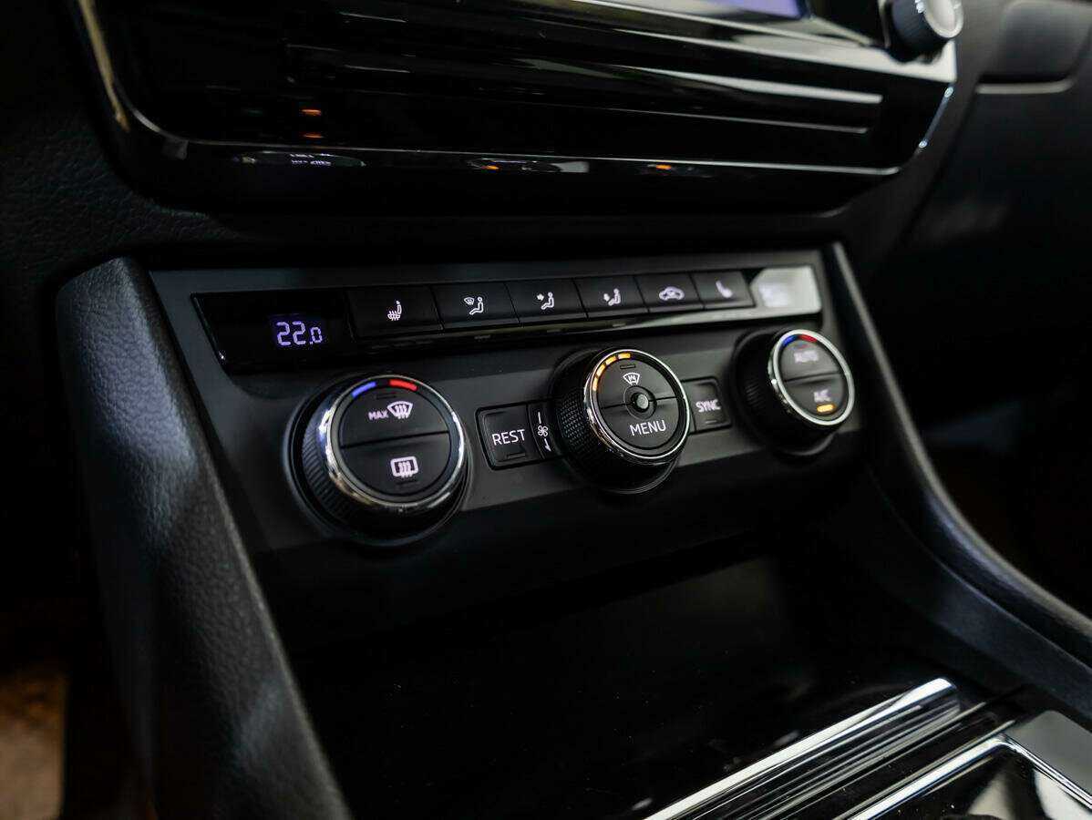 Skoda Superb с пробегом — 2016 год. Фото: #13