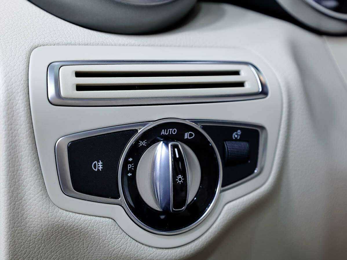 Mercedes-Benz C-Класс с пробегом — 2015 год. Фото: #18