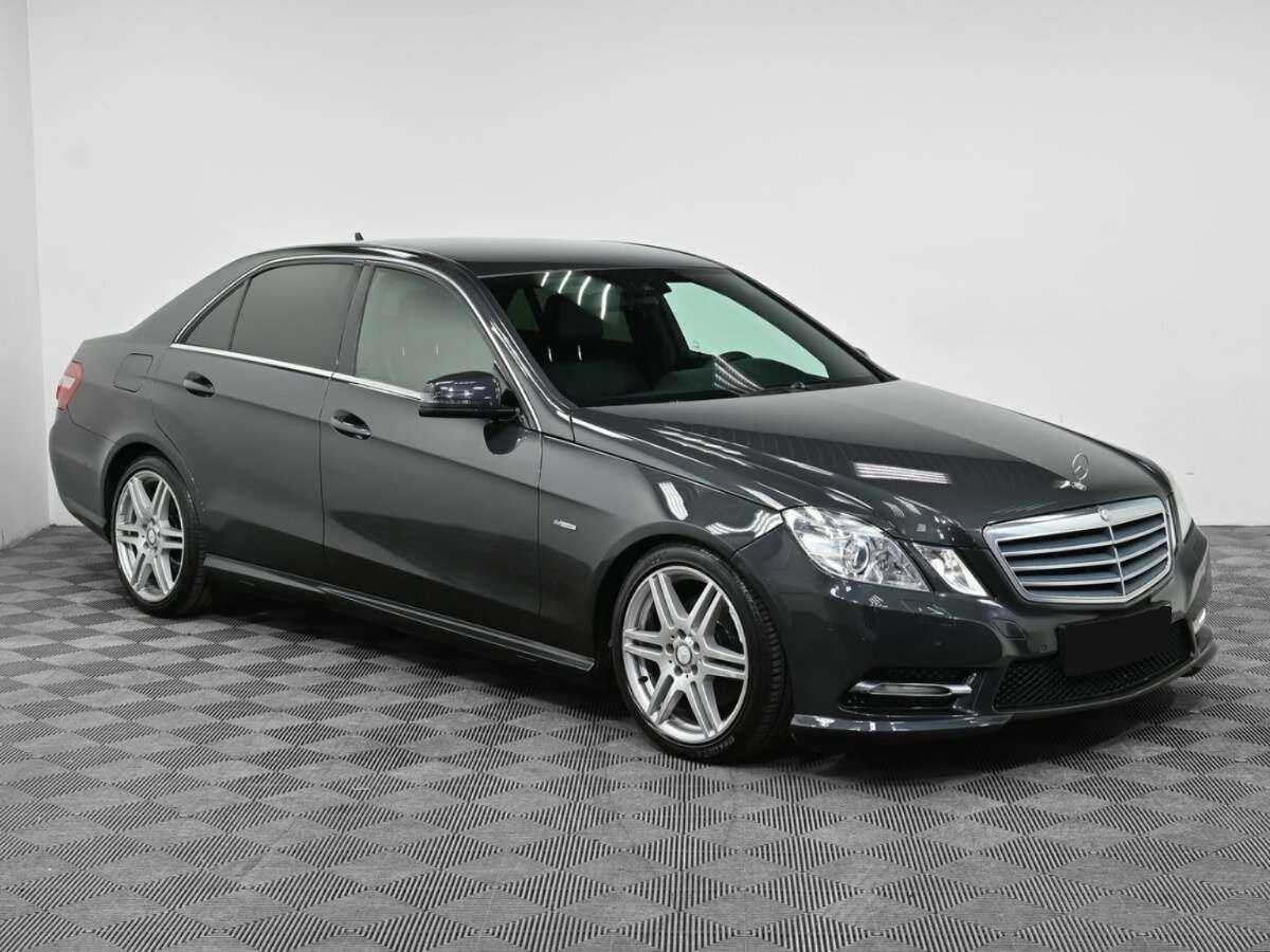 Mercedes-Benz E-Класс с пробегом — 2012 год. Фото: #2