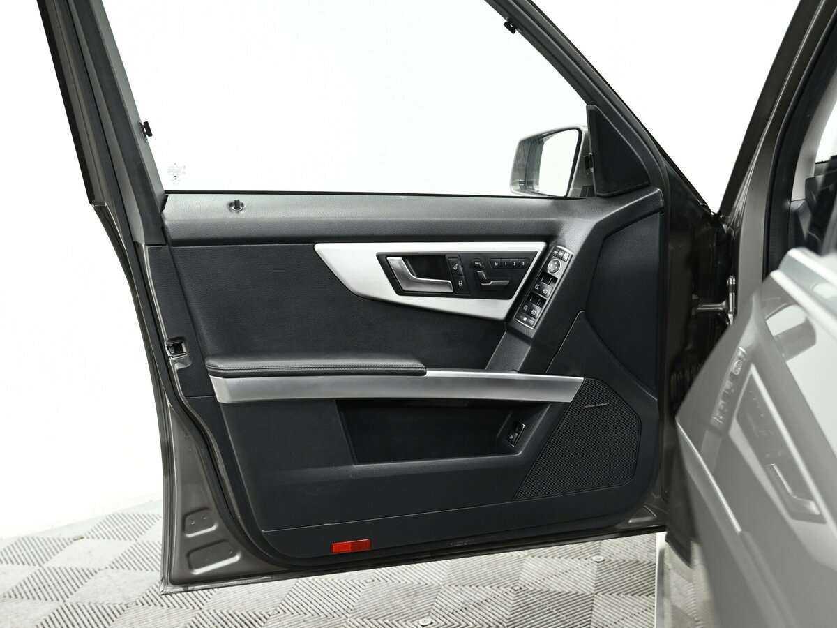 Mercedes-Benz GLK-Класс с пробегом — 2015 год. Фото: #15