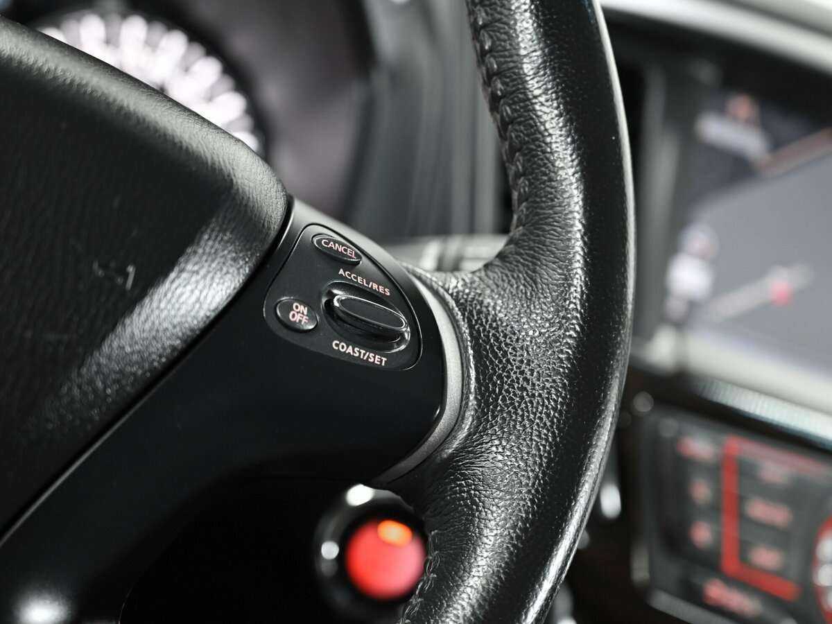 Nissan Pathfinder с пробегом — 2015 год. Фото: #12