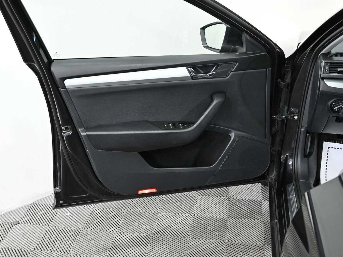 Skoda Superb с пробегом — 2016 год. Фото: #7