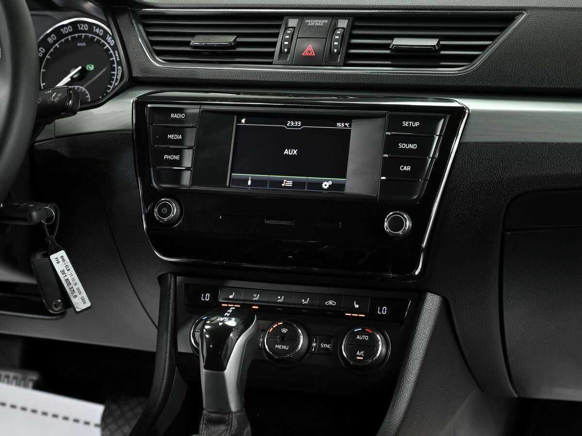 Skoda Superb с пробегом — 2016 год. Фото: #8