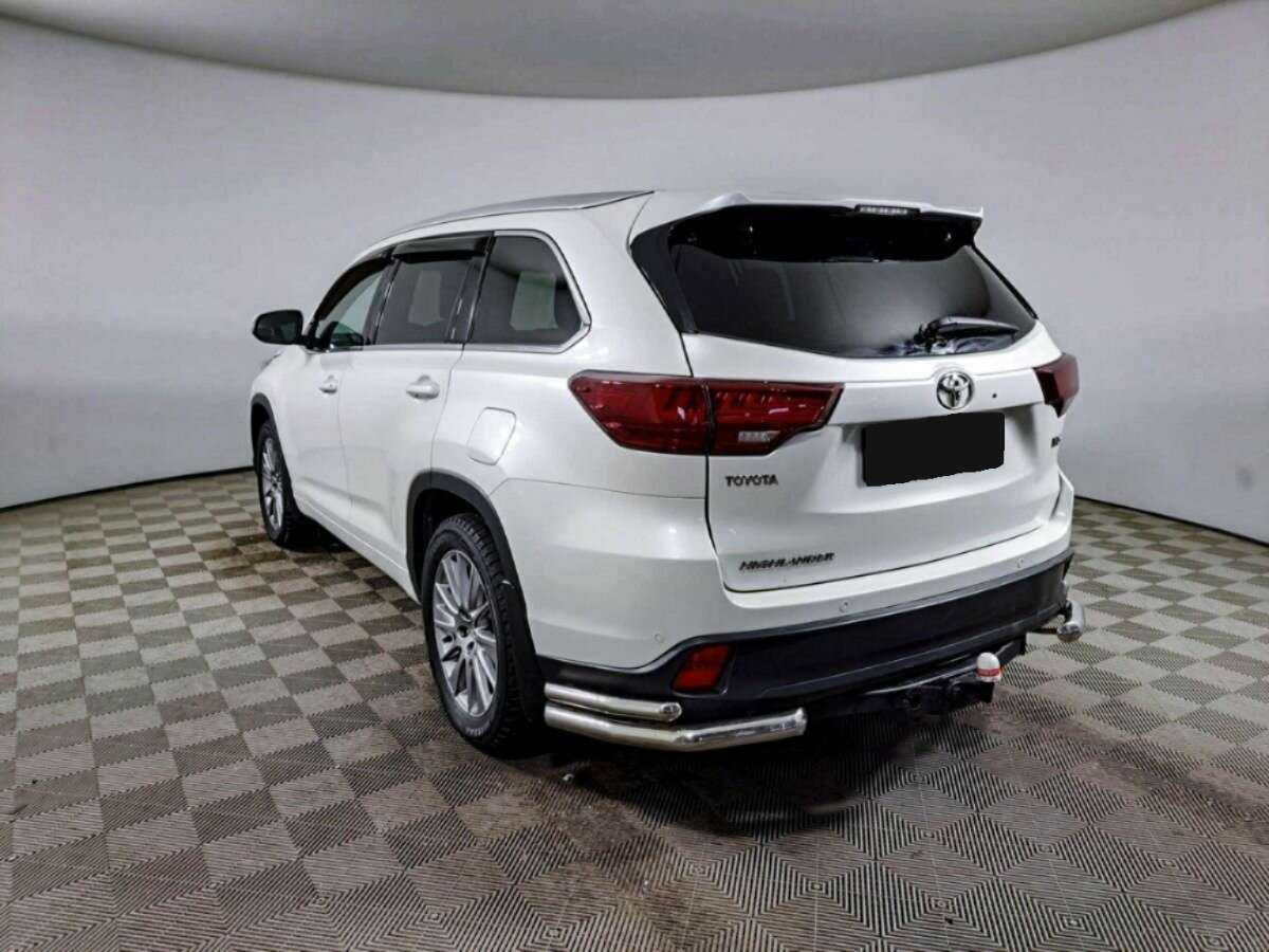 Toyota Highlander с пробегом — 2014 год. Фото: #6