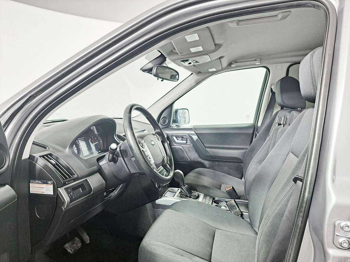 Land Rover Freelander с пробегом — 2013 год. Фото: #13