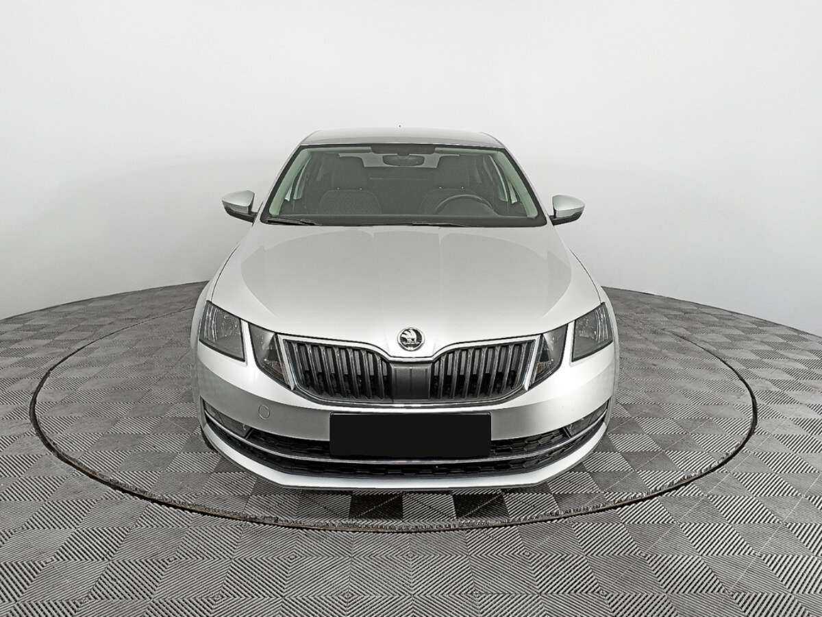 Skoda Octavia с пробегом — 2018 год. Фото: #1