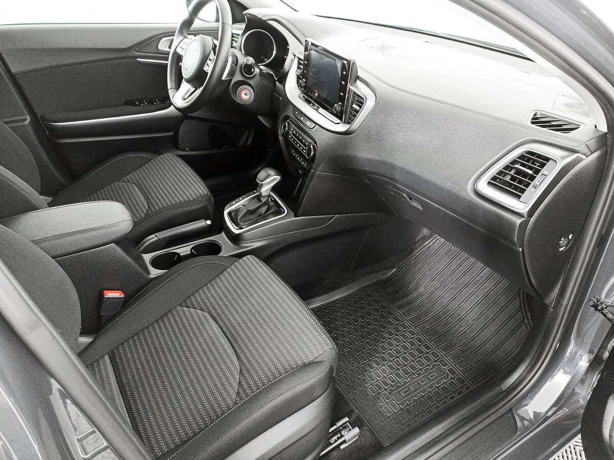 Kia Ceed с пробегом — 2022 год. Фото: #8