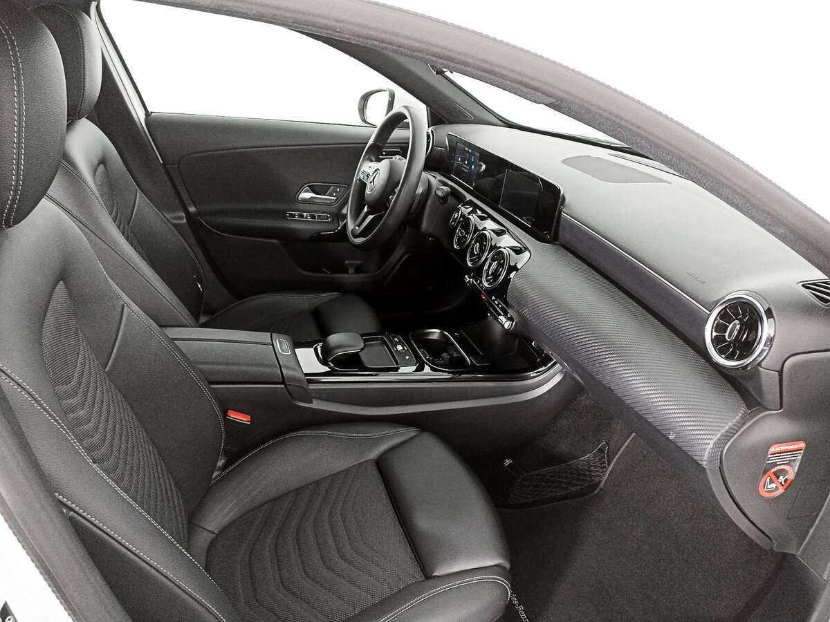 Mercedes-Benz A-Класс с пробегом — 2018 год. Фото: #8