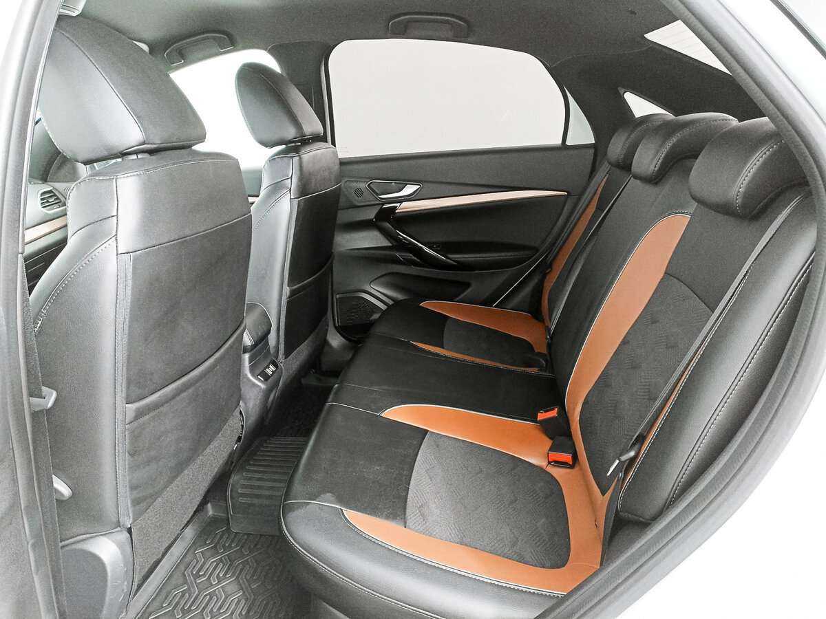 Lada (ВАЗ) Vesta с пробегом — 2023 год. Фото: #9