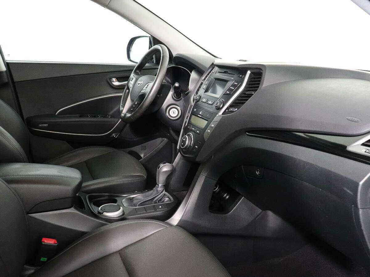 Hyundai Santa Fe с пробегом — 2015 год. Фото: #5