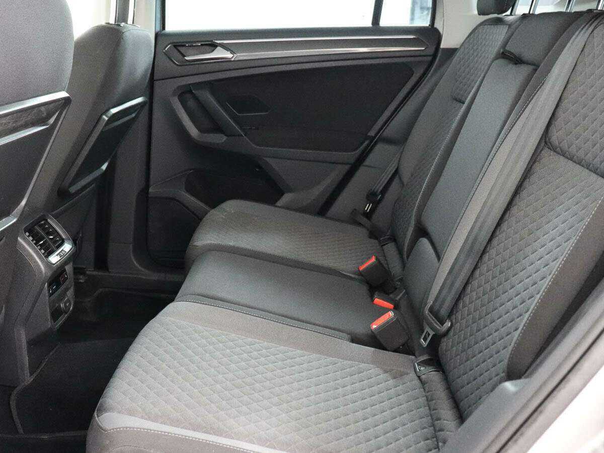 Volkswagen Tiguan с пробегом — 2017 год. Фото: #8