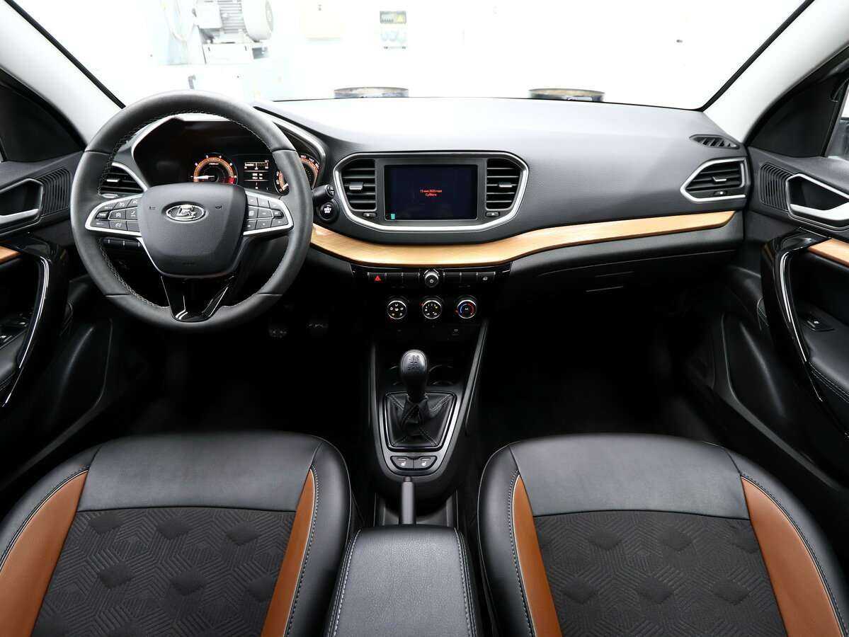 Lada (ВАЗ) Vesta с пробегом — 2023 год. Фото: #10