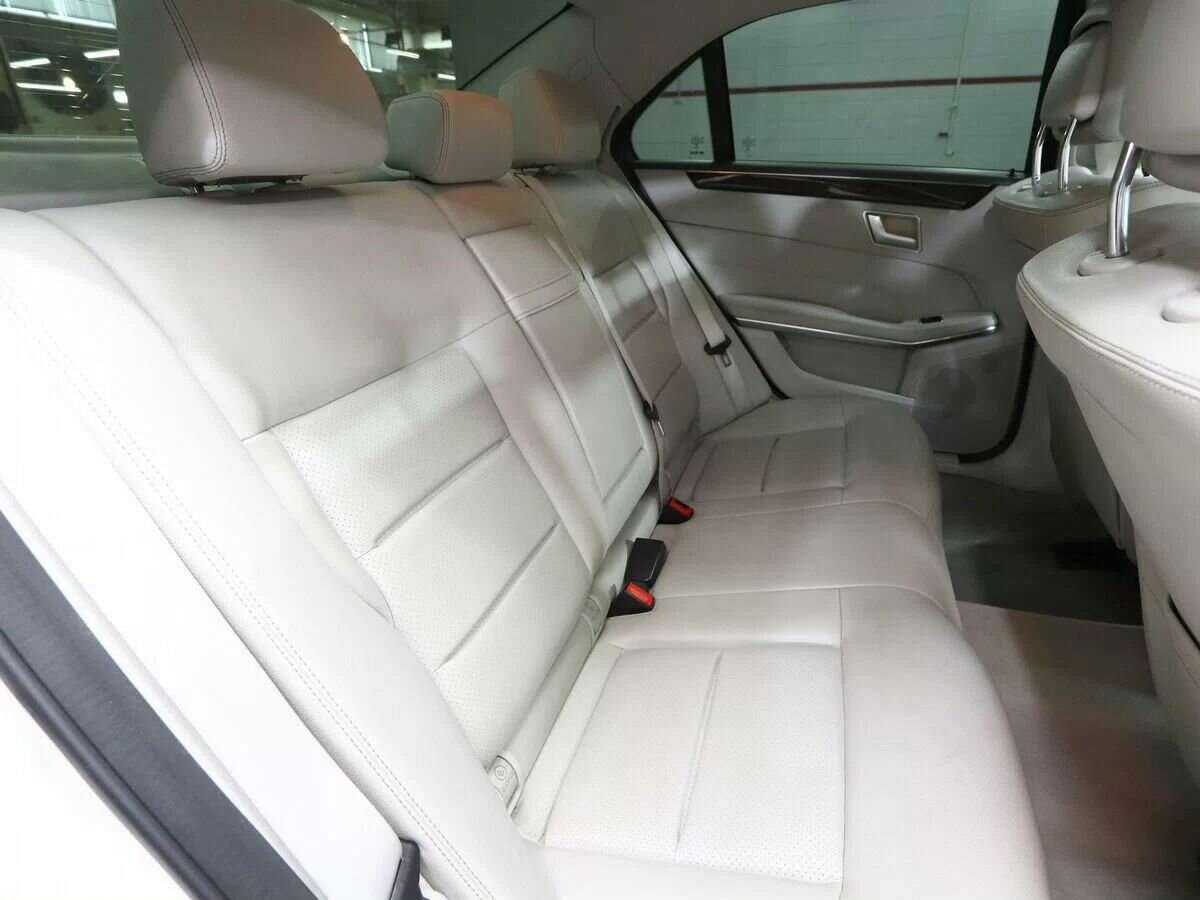 Mercedes-Benz E-Класс с пробегом — 2014 год. Фото: #15