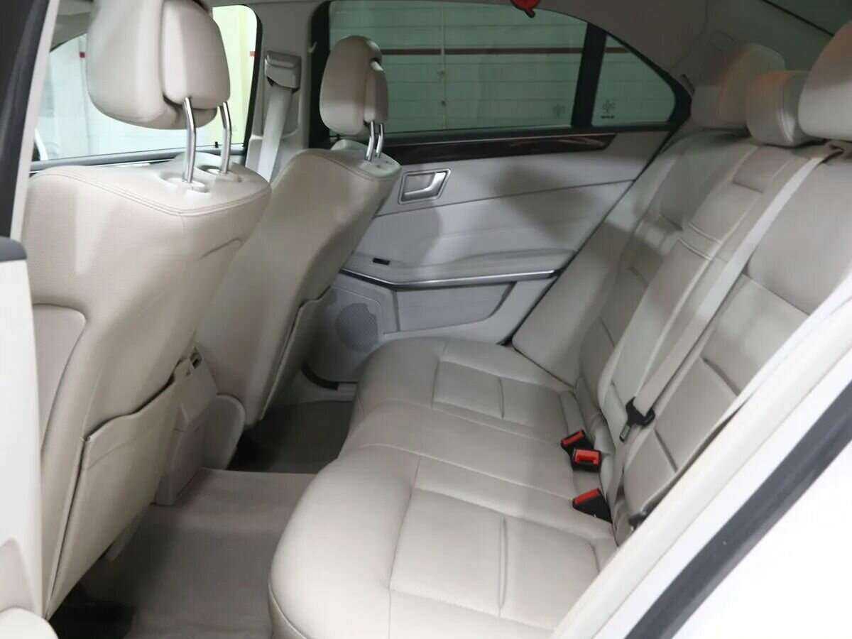 Mercedes-Benz E-Класс с пробегом — 2014 год. Фото: #16