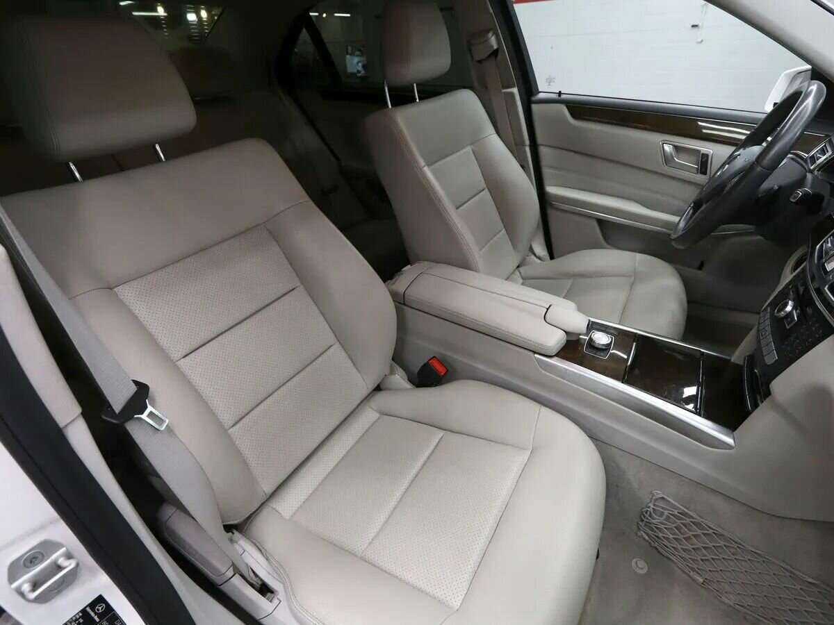 Mercedes-Benz E-Класс с пробегом — 2014 год. Фото: #17