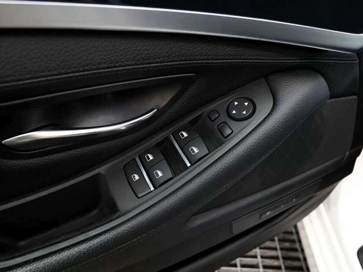 BMW 5 серии с пробегом — 2016 год. Фото: #15