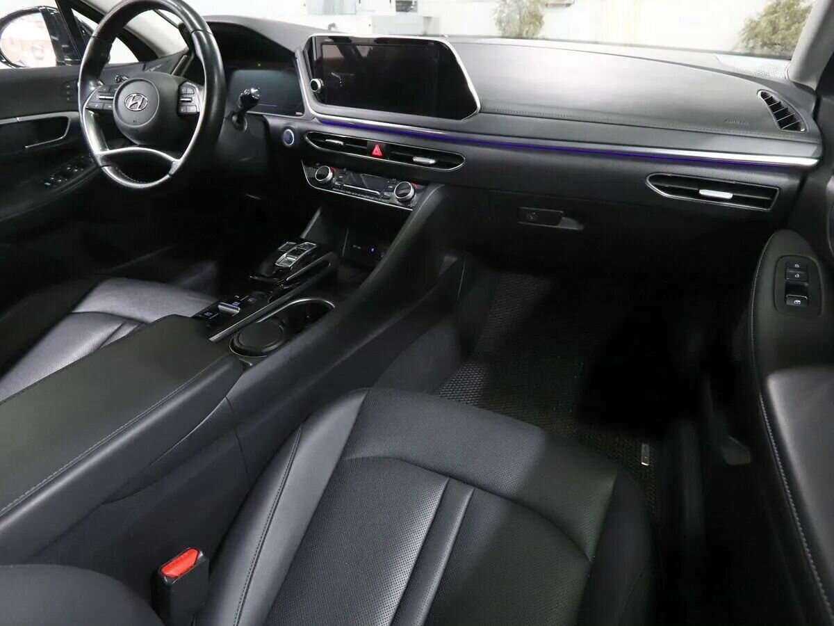 Hyundai Sonata с пробегом — 2021 год. Фото: #10
