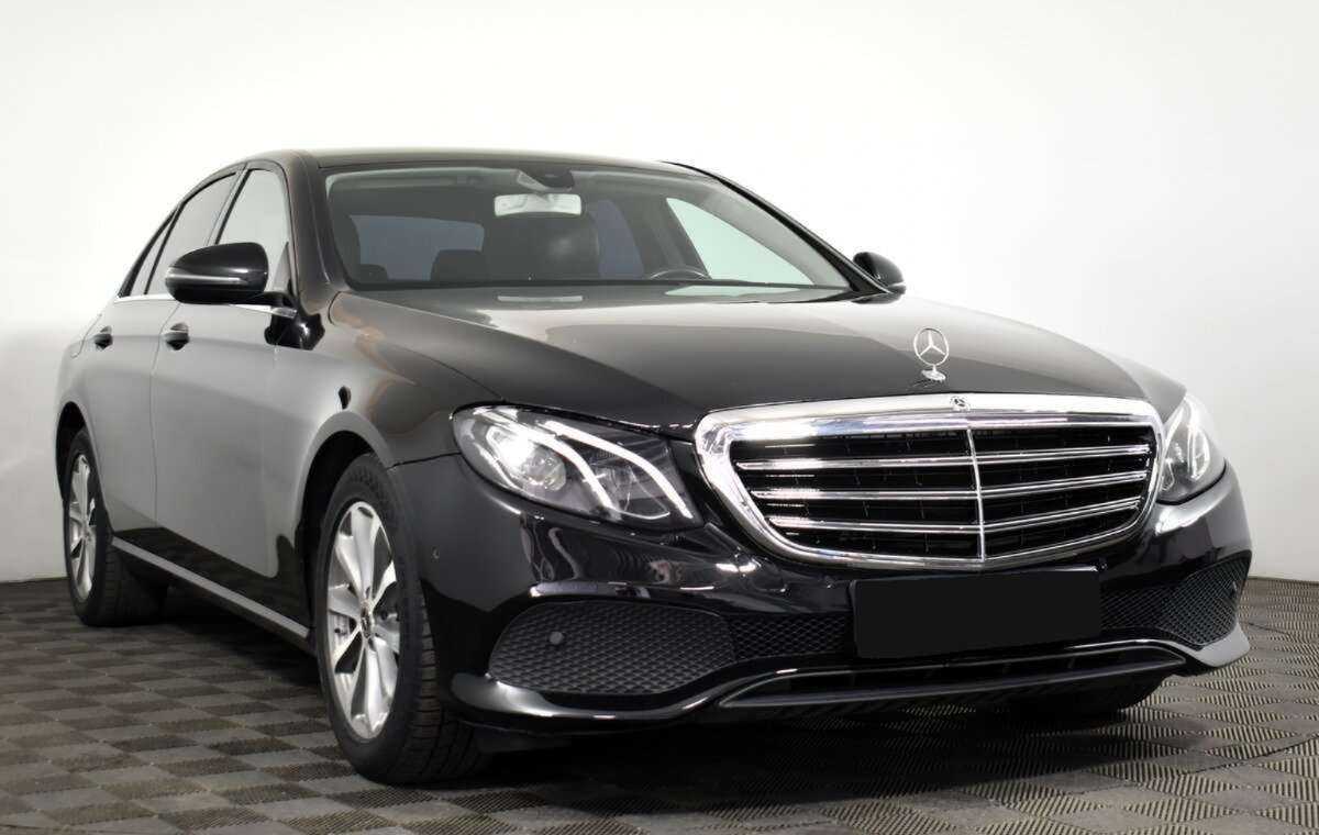 Mercedes-Benz E-Класс с пробегом — 2018 год. Фото: #2