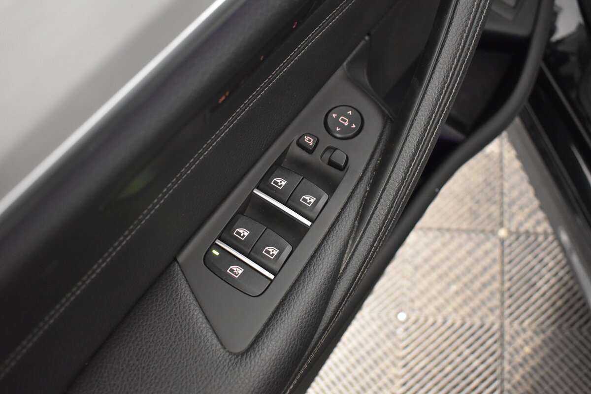 BMW 5 серии с пробегом — 2018 год. Фото: #8