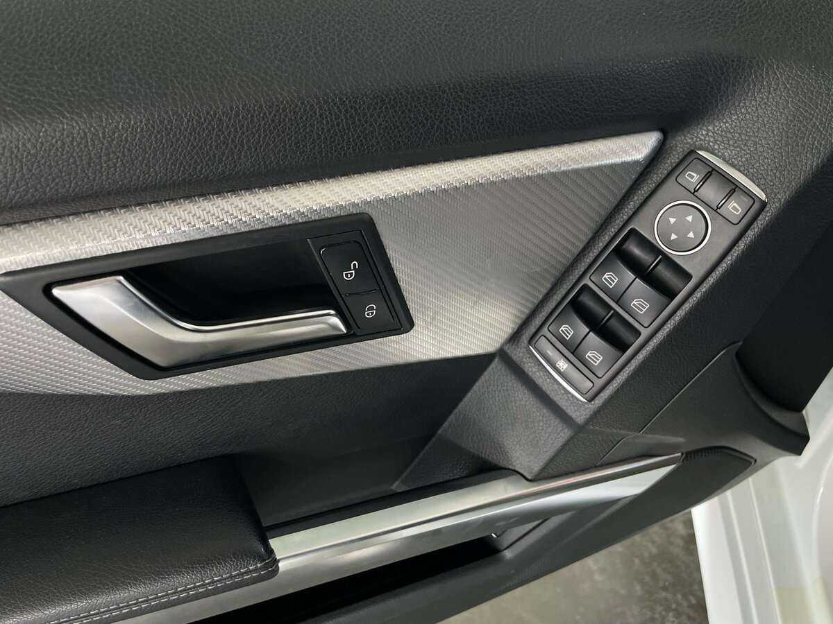 Mercedes-Benz GLK-Класс с пробегом — 2012 год. Фото: #22