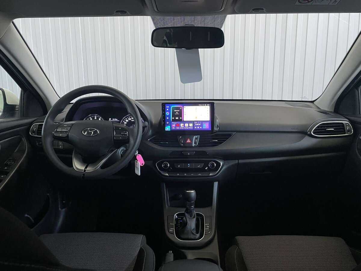Hyundai i30 с пробегом — 2022 год. Фото: #8