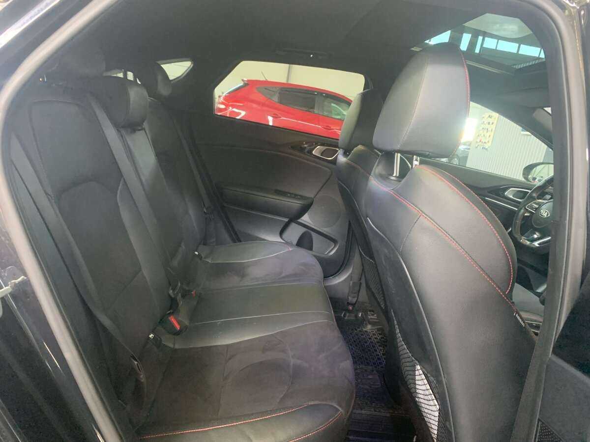 Kia Proceed с пробегом — 2020 год. Фото: #16