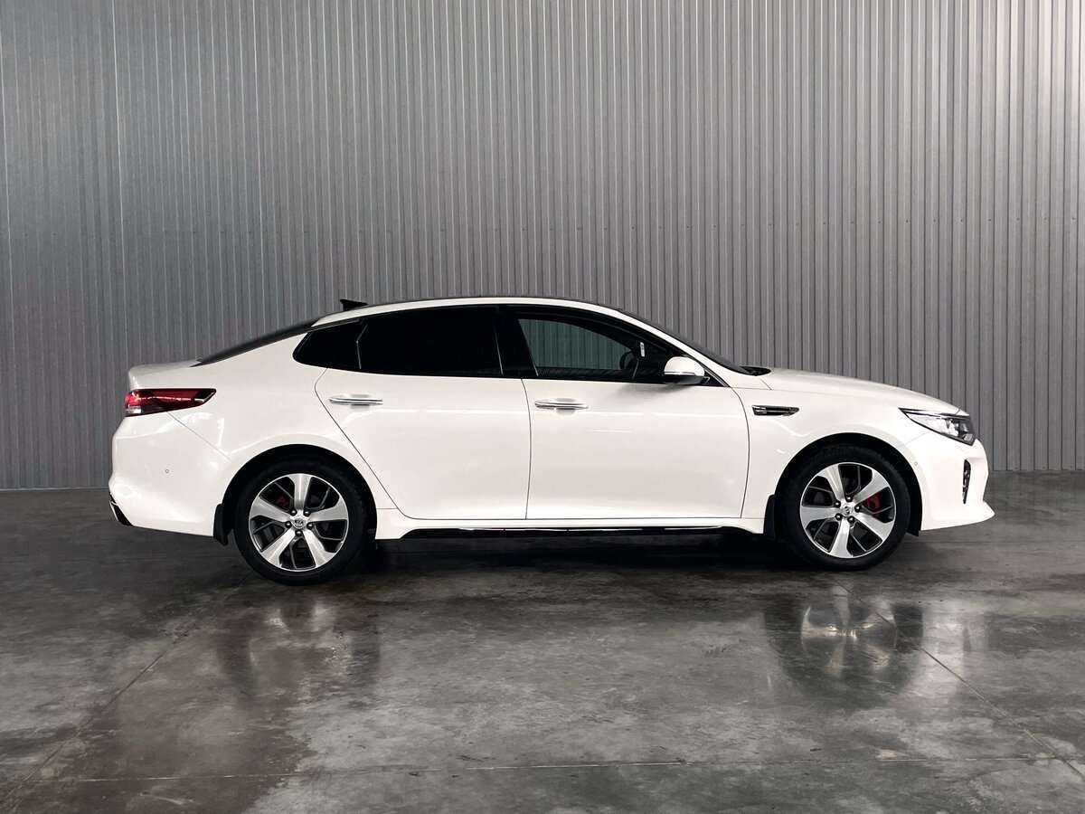 Kia Optima с пробегом — 2017 год. Фото: #3