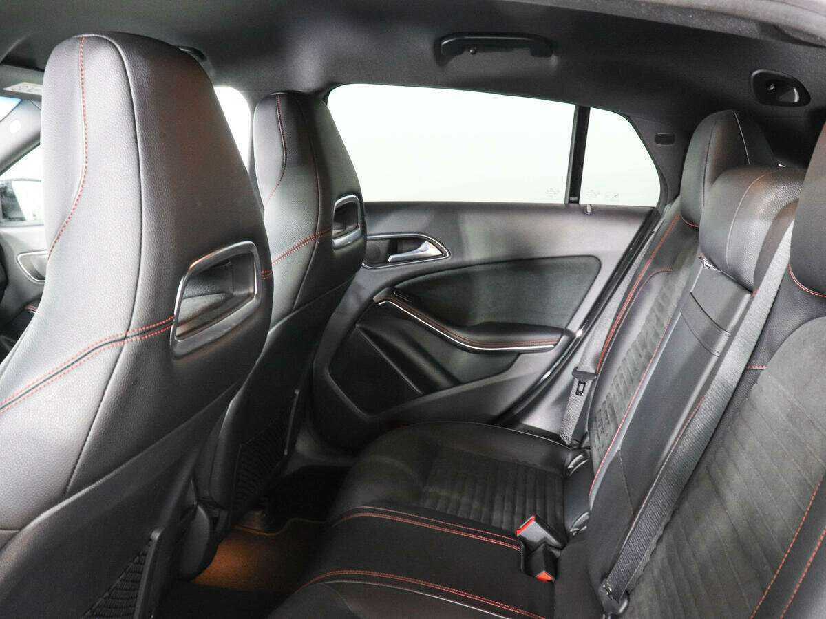 Mercedes-Benz CLA с пробегом — 2018 год. Фото: #11