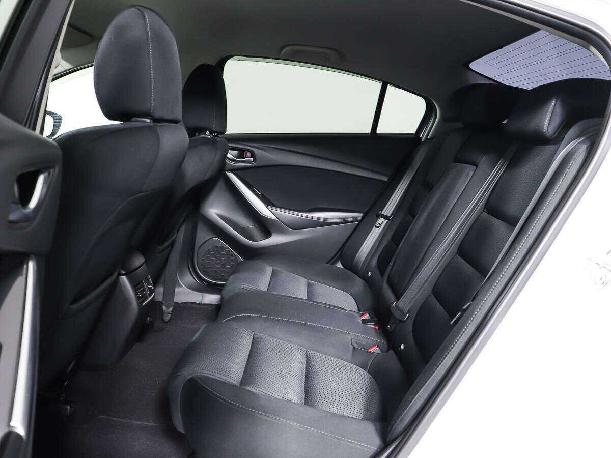Mazda 6 с пробегом — 2016 год. Фото: #9