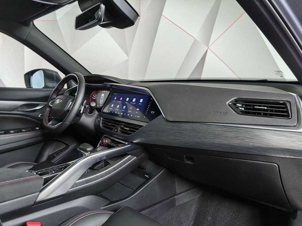 Geely Tugella с пробегом — 2022 год. Фото: #8