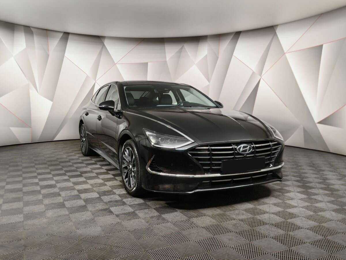 Hyundai Sonata с пробегом — 2022 год. Фото: #2