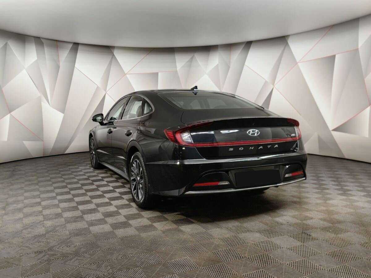Hyundai Sonata с пробегом — 2022 год. Фото: #3