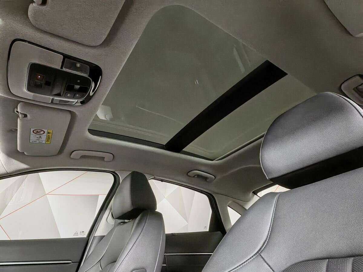 Hyundai Sonata с пробегом — 2022 год. Фото: #17