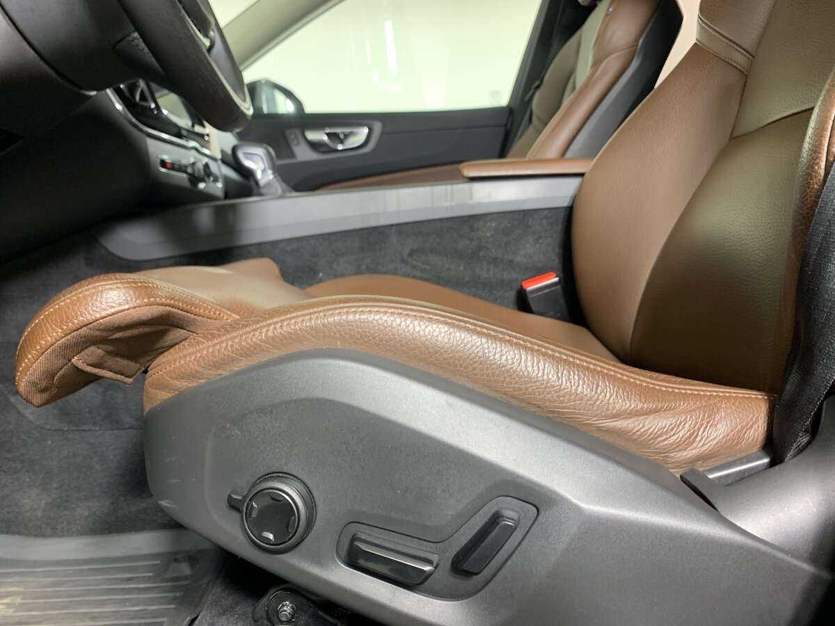 Volvo XC60 с пробегом — 2019 год. Фото: #13