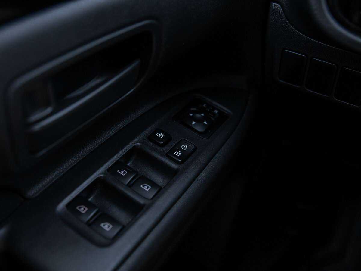 Mitsubishi Outlander с пробегом — 2020 год. Фото: #13