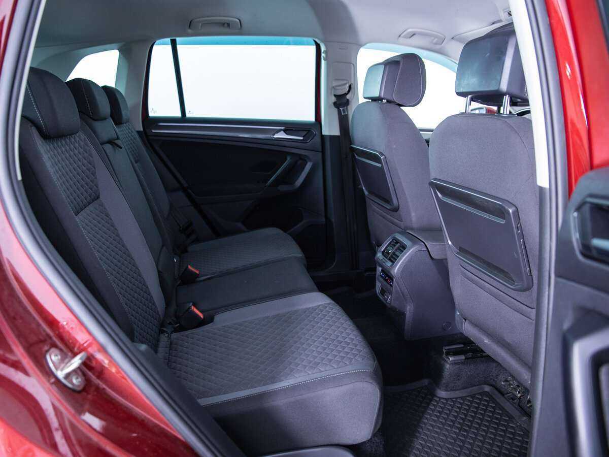 Volkswagen Tiguan с пробегом — 2017 год. Фото: #8