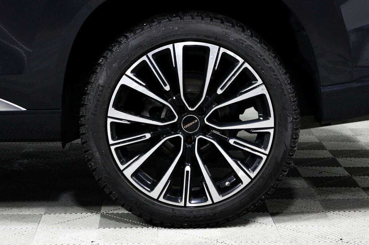 EXEED VX с пробегом — 2022 год. Фото: #14