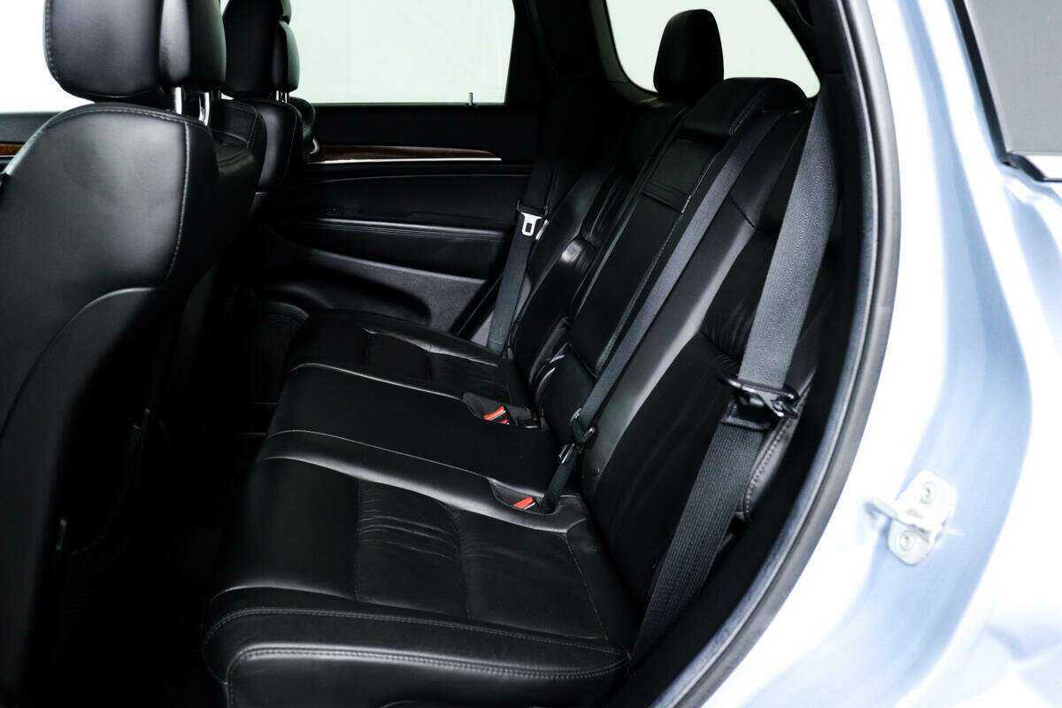 Jeep Grand Cherokee с пробегом — 2013 год. Фото: #11