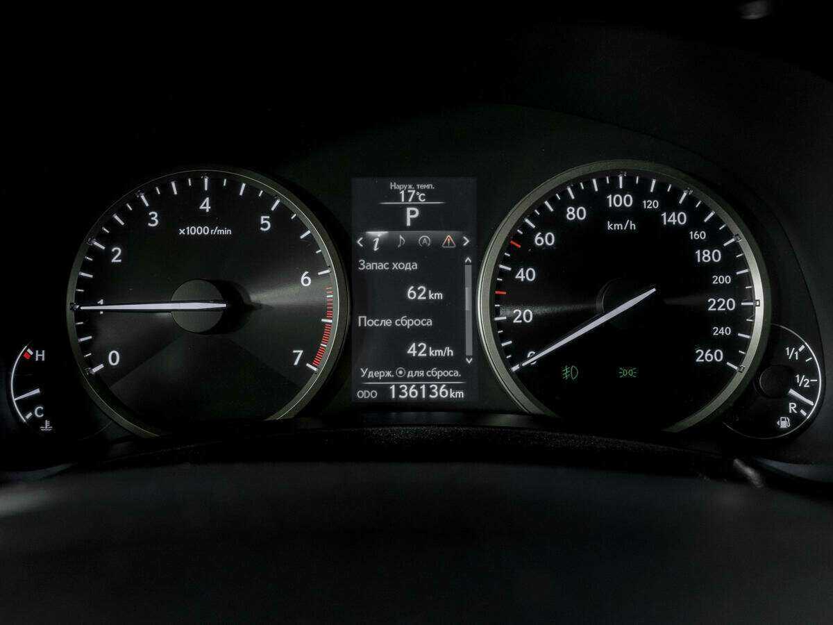 Lexus NX с пробегом — 2015 год. Фото: #10