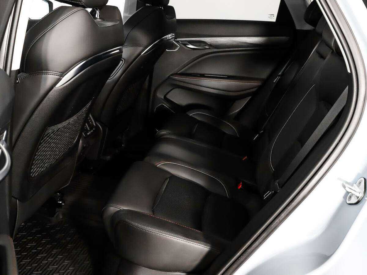 Geely Tugella с пробегом — 2022 год. Фото: #11